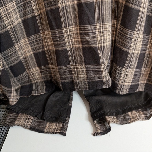 Lauren Conrad Plaid Bell Sleeve Blouse - Picture 6 of 11